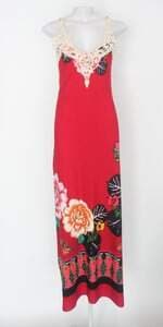 Vestido feminino vermelho estampado com Renda