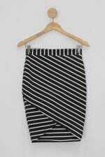 Saia feminina listrada