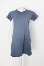 Blusa feminina azul com Fenda