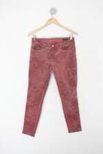 Calça de sarja guess feminina vinho estampada