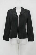 Casaco trendy feminina preto listrado com Ombreira