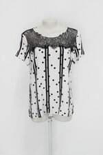 Blusa feminina estampada com Recortes e Renda