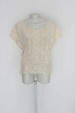 Blusa feminina bege com Recortes