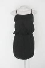 Vestido feminino preto com Forro e Pregas