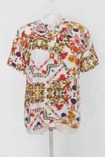 Blusa feminina branca floral