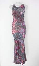 Vestido feminino estampado com Recortes