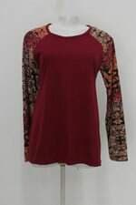 Blusa feminina vinho com Recortes