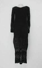 Vestido feminino preto com Meio forro e Fenda