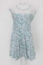 Vestido feminino estampado com Renda