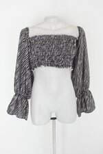 Blusa cropped usa mika feminina bicolor