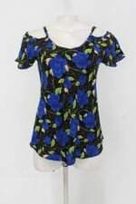 Blusa feminina preta floral