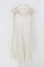 Vestido de renda c&a feminino off-white com Tule e Forro