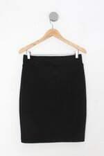 Saia simples feminino preto