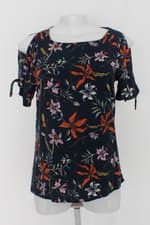Blusa feminina estampada com Recortes