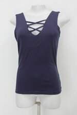 Regata feminina azul com Recortes