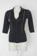 Blusa feminina preta com Aplique