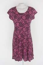 Vestido feminino rosa estampado com Recortes