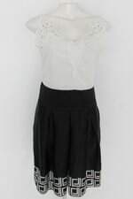 Vestido feminino estampado com Bordado