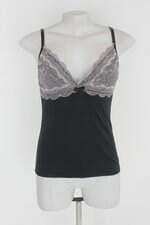 Regata feminina preta com Renda