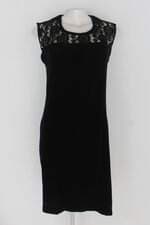 Vestido feminino preto com Recortes