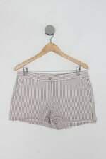 Shorts gap feminino listrado