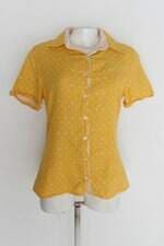 Camisa feminina amarela estampada