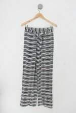 Calça de tecido feminina azul estampada