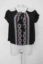 Blusa marisa feminina preta com Tassel