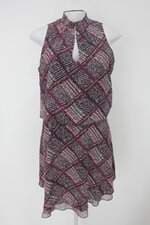 Vestido feminino roxo estampado
