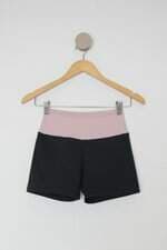 Shorts de academia feminino preto e rosa