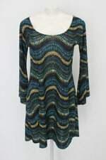 Vestido feminino preto estampado