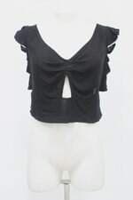 Blusa feminina preta com Recortes