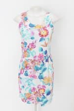 Vestido feminino estampado com Pregas