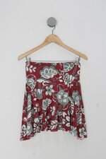 Saia feminina vermelha estampada