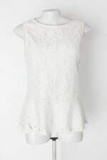 Regata feminina branca com Recortes e Forro