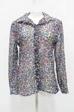 Camisa feminina estampada com Transparência