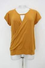 Camiseta boutique pluz feminina amarela com Recortes