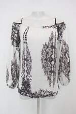 Blusa skazi feminina branca estampada com Aplique