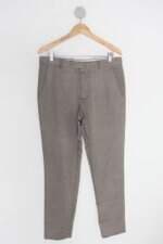 Calça de tecido garbo masculina cinza