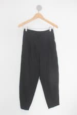 Calça de tecido feminina preta