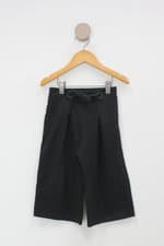 Calça Infantil preta com Aplique 