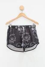 Shorts feminino preto estampado