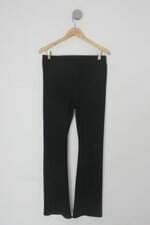 Calça Flare feminina preta