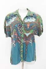 Camisa munny feminina estampada com Barra Mullet e Fenda
