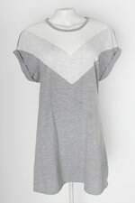 Vestido feminino cinza com Recortes