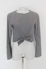 Blusa feminina cinza listrada  