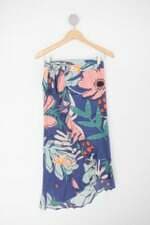 Saia feminina estampada com Babado e Sobreposição