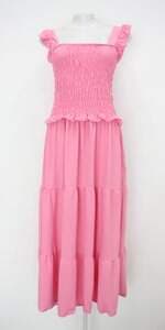 Vestido feminino rosa com Recortes