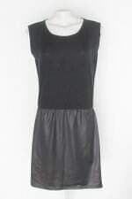 Vestido feminino preto com Recortes