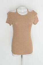 Blusa feminina listrada com Recortes